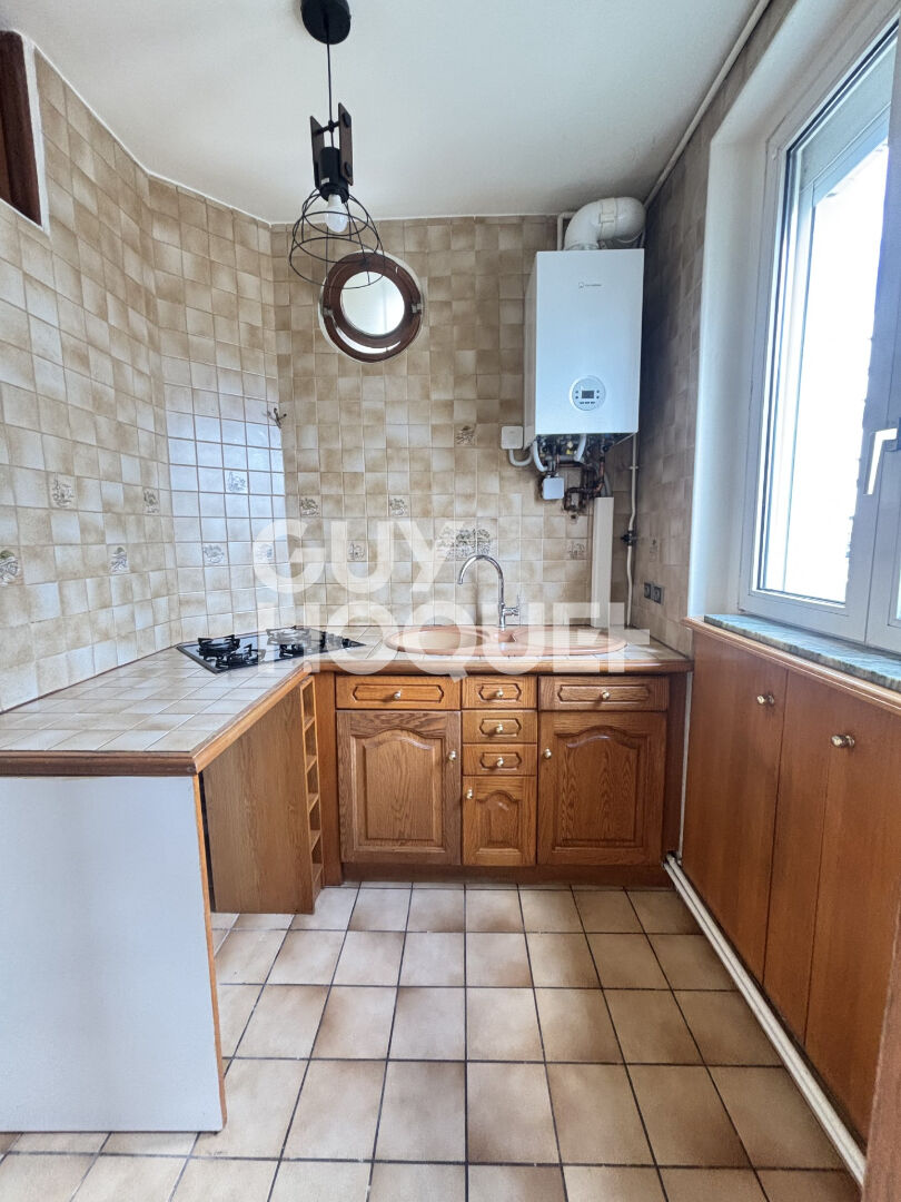 QUARTIER BLANQUI / ROSIERS - 2 PIÈCES - 37 M² - CAVE