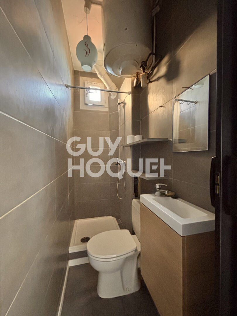 PORTE DE CLIGNANCOURT - 2 PIÈCES - 26,02 M²