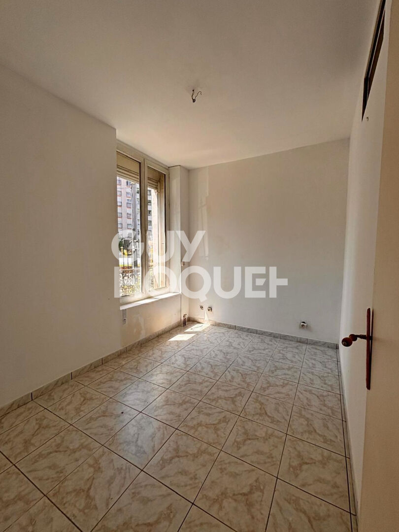 Élégante maison bourgeoise à réinventer 235 m² au sol