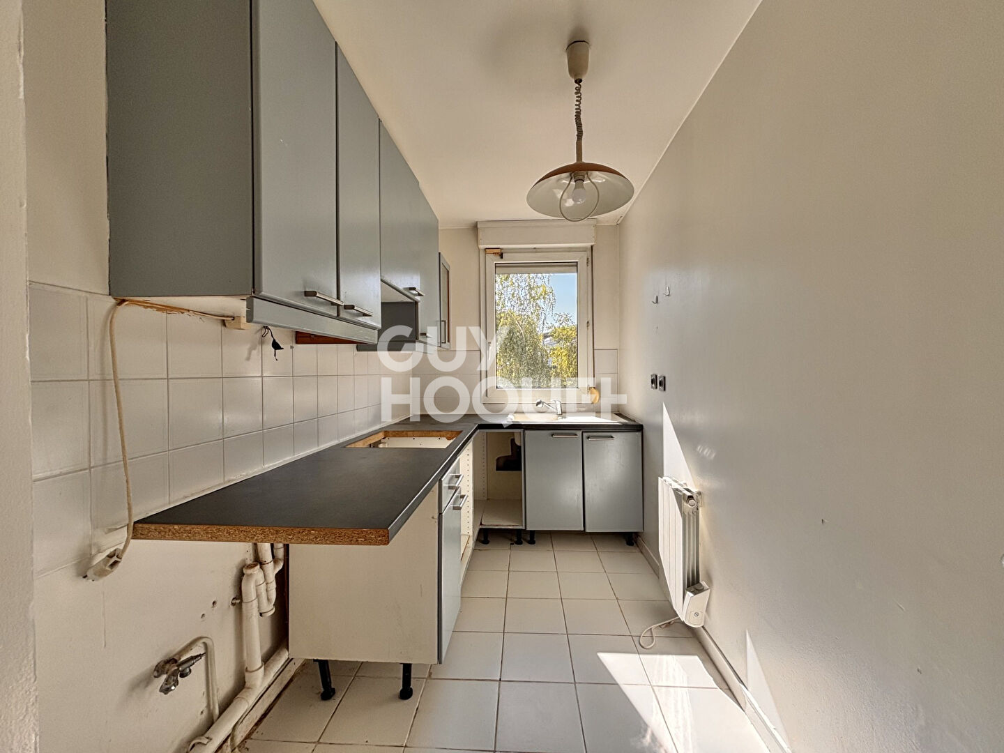 CARREFOUR PLEYEL - 3 PIÈCES 60,88 M² - BALCON 7,20 M² - CAVE -
