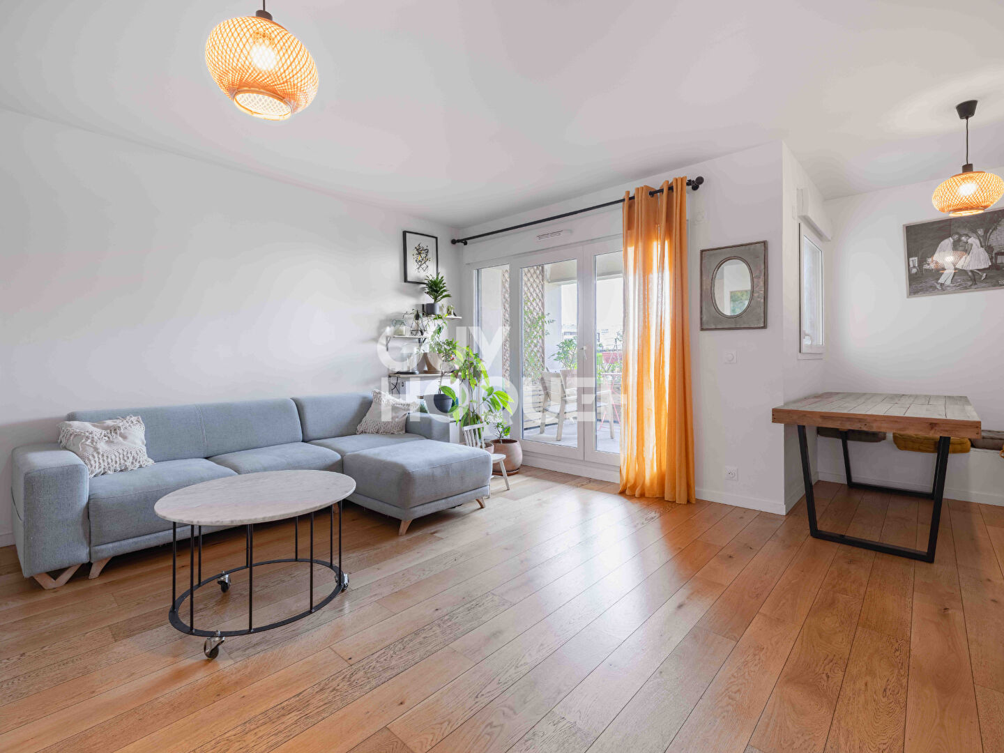 T3 lumineux avec balcon sans vis-à-vis et vue dégagée sur le Sacré-Coeur