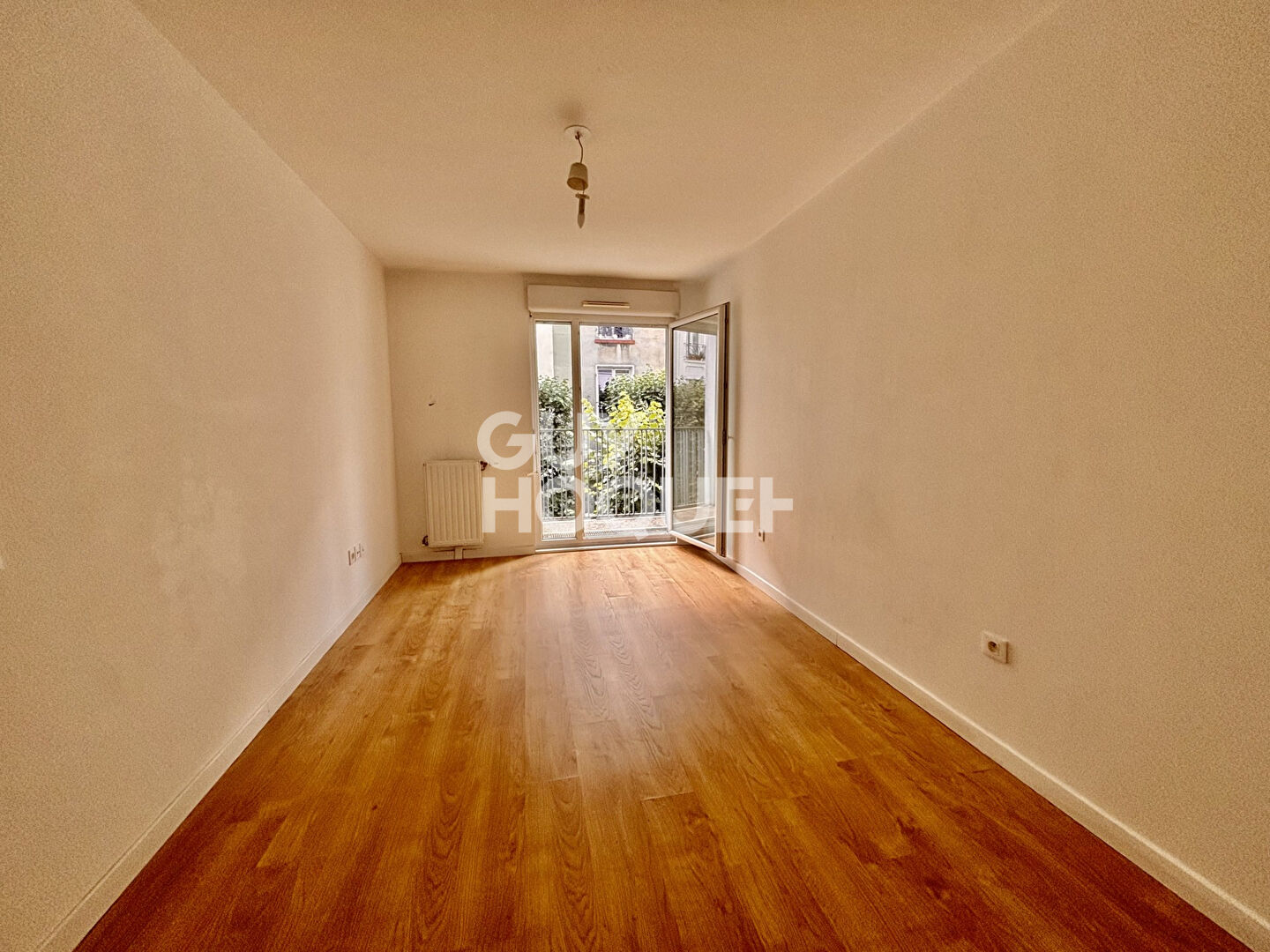 QUARTIER MAIRIE/BAUER - 2 PIÈCES 49,63 M² - BALCON 4,81 M² - CAVE