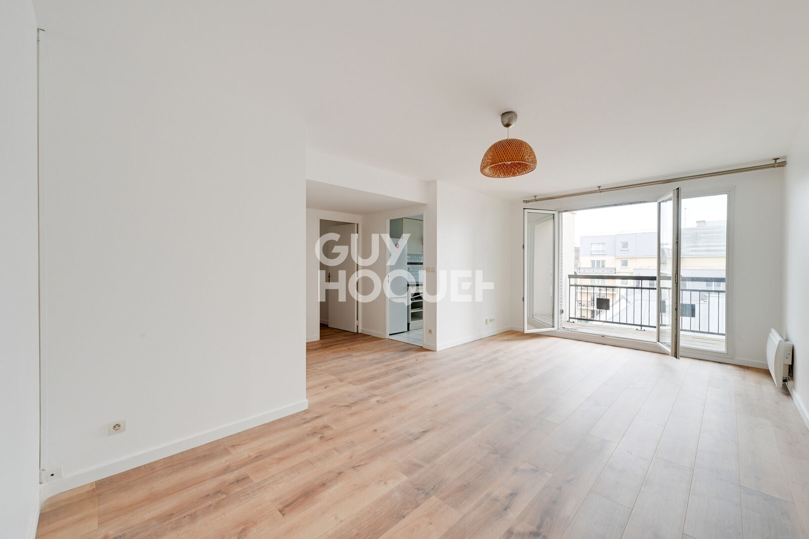 A LOUER  RUE BLANQUI   3 PIECES  68 m²  BALCON -PARKING