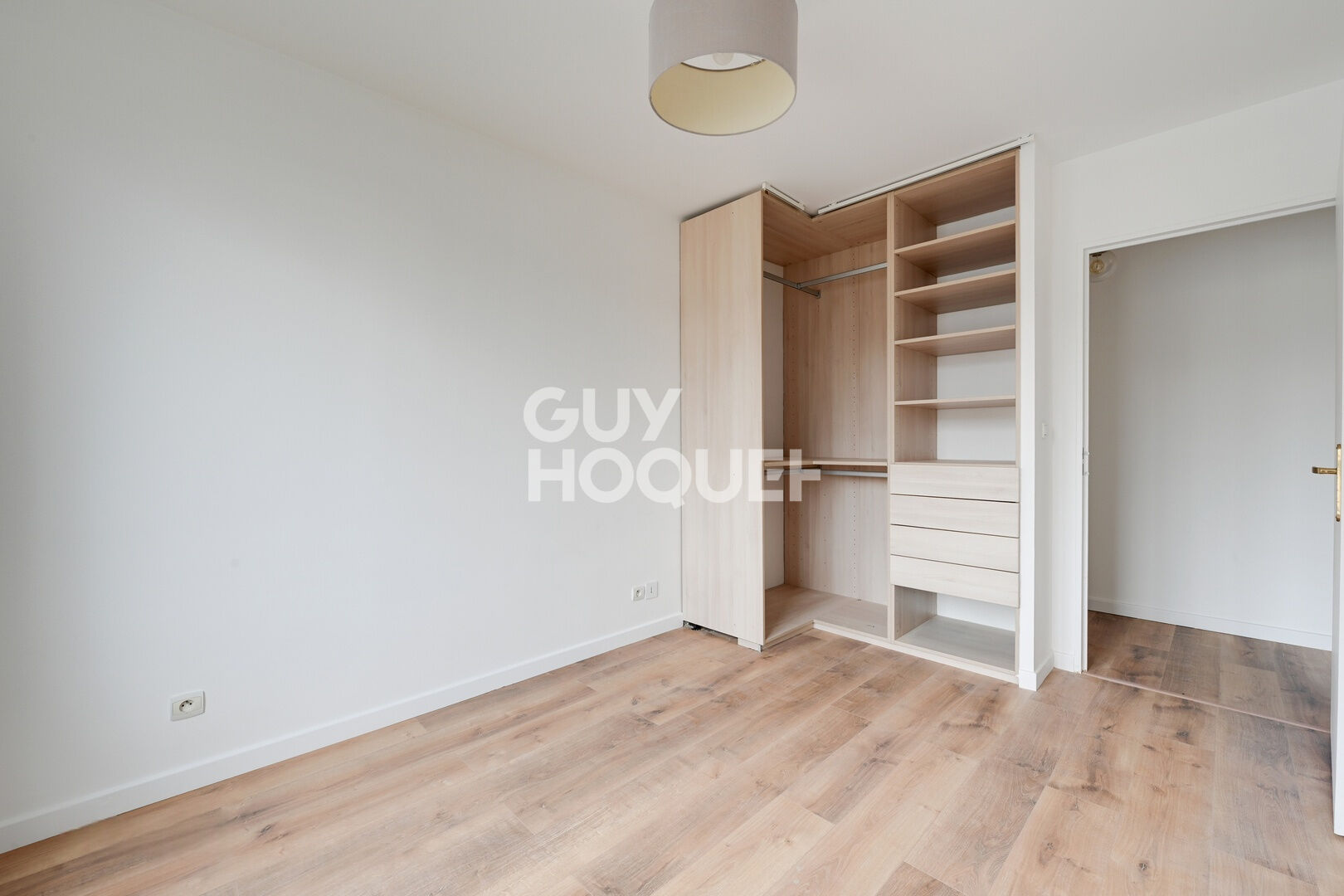 A LOUER  RUE BLANQUI   3 PIECES  68 m²  BALCON -PARKING