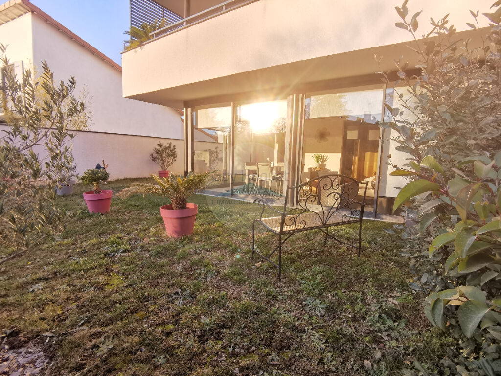 Saint-Peray appartement F4 de 100 m² en rez-de-jardin dans copropriété de 2018