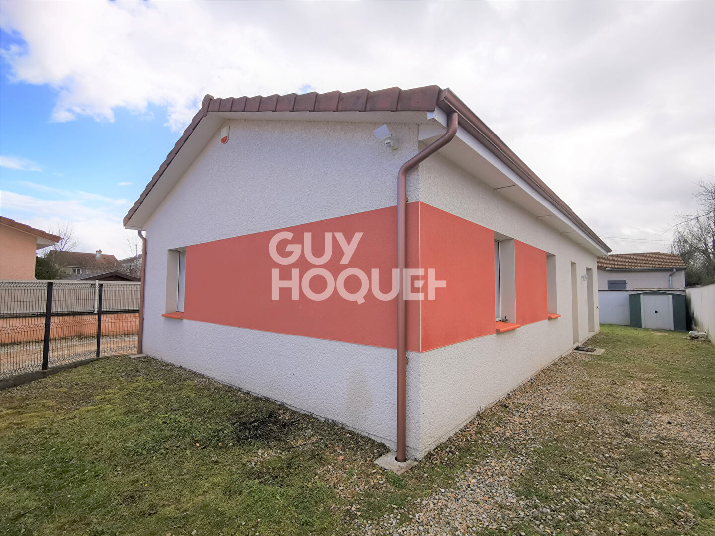 Maison récente de plain-pied au calme proche commodité