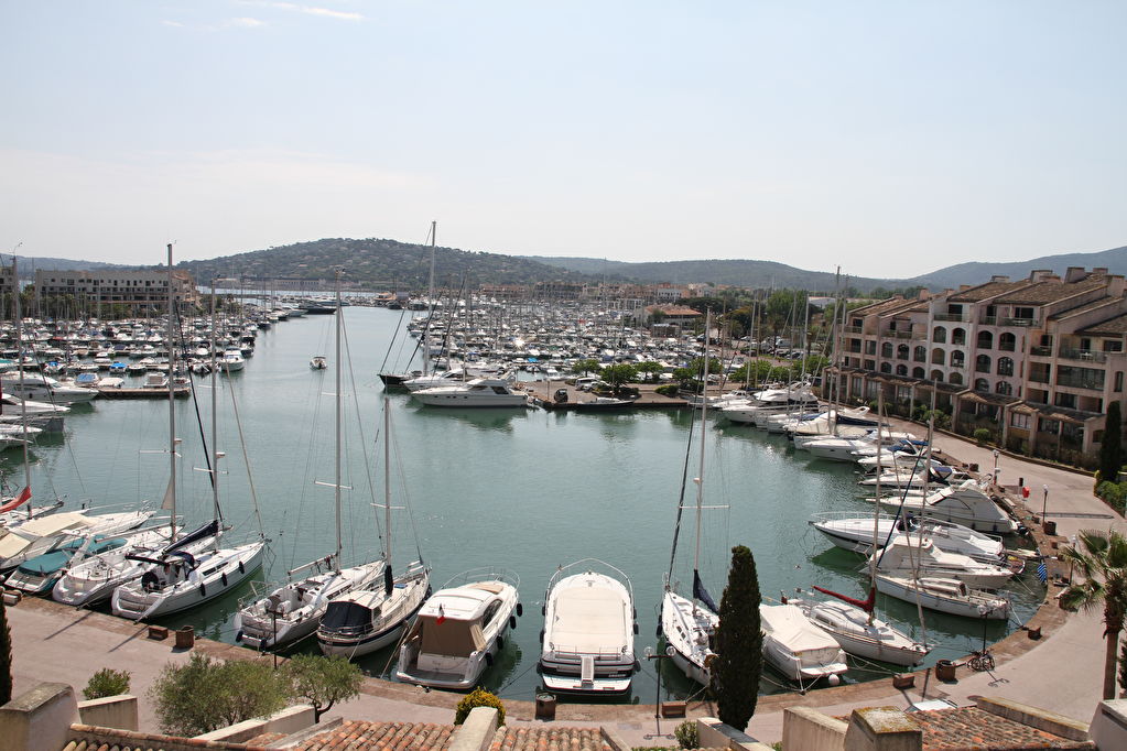 Les Marines de Cogolin vue marina