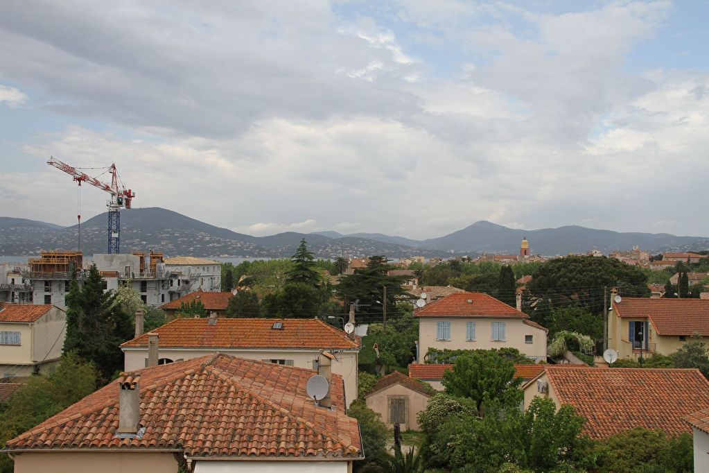SAINT TROPEZ LOCATION A L'ANNEE VIDE