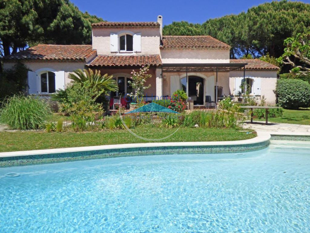 Vente d'une maison T5 (170 m²) à GRIMAUD