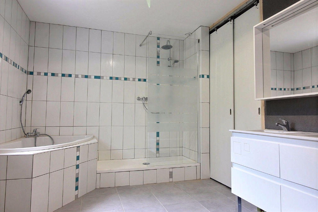 DAMPIERRE, maison  à louer neuve de 130m2.