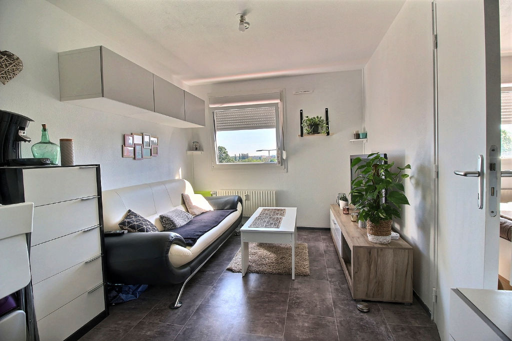 BESANCON - T2  (Secteur polyclinique/Chateaufarine)