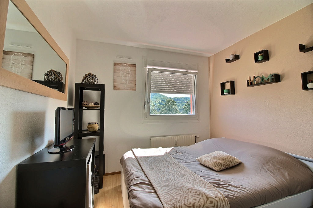 BESANCON - T2  (Secteur polyclinique/Chateaufarine)