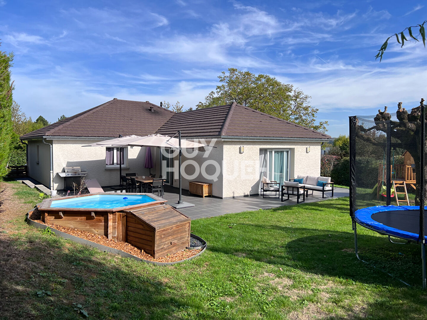 MAISON SUR LA COMMUNE DE FRANOIS