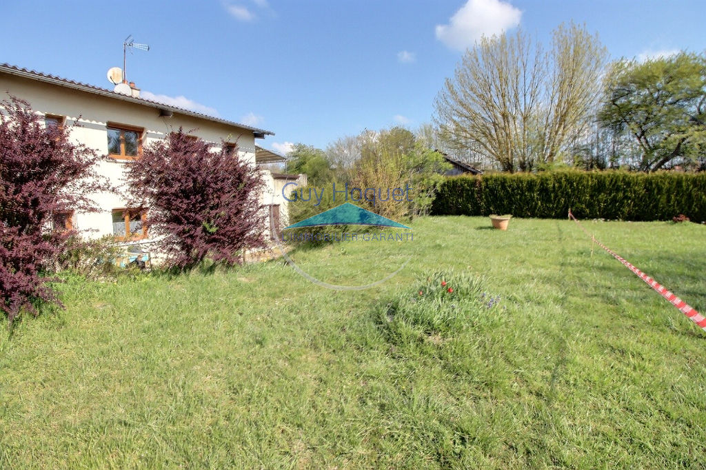 A VENDRE - Appartement T2 loué, à Lavernay