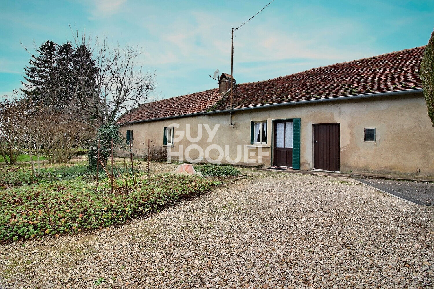 SALANS : maison à vendre de plain-pied sur 51 ares de terrain !