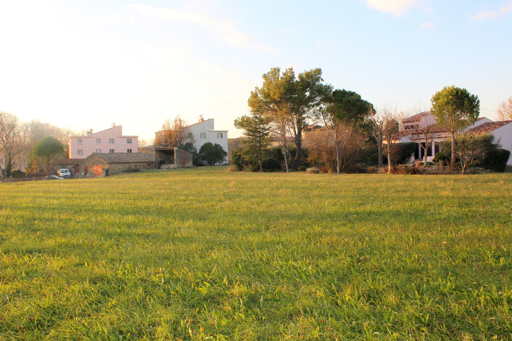 Terrain à bâtir de 941 m²