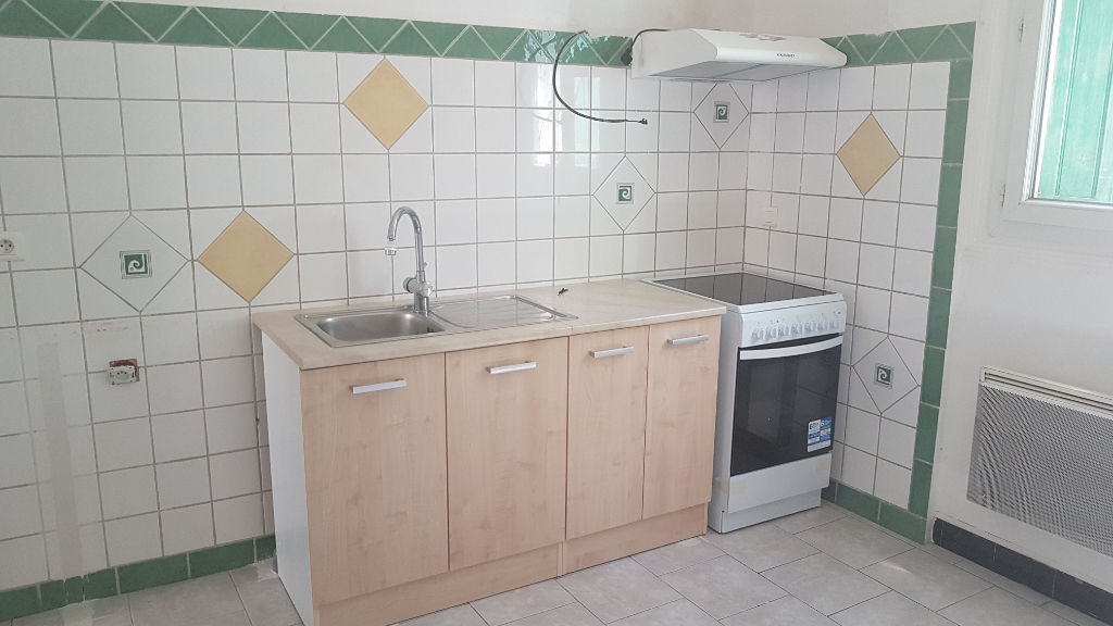 Appartement Salon-de-provence 3 pièce(s) 67 m2