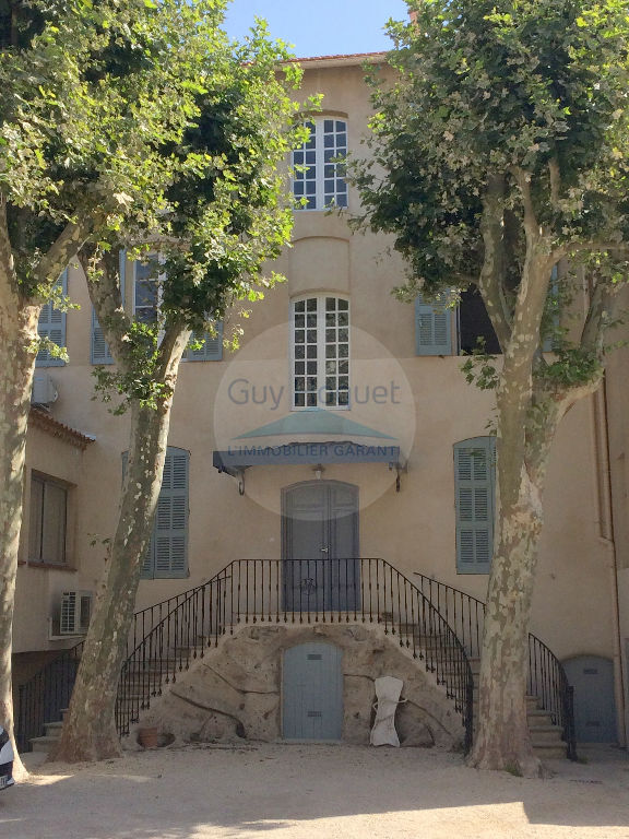 Appartement en duplex avec terrasse et parking