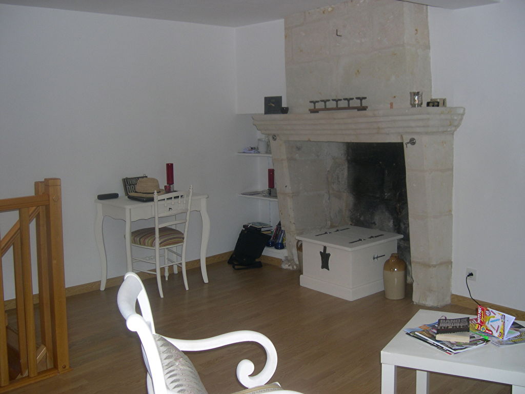 Maison à louer à Saumur (49400).