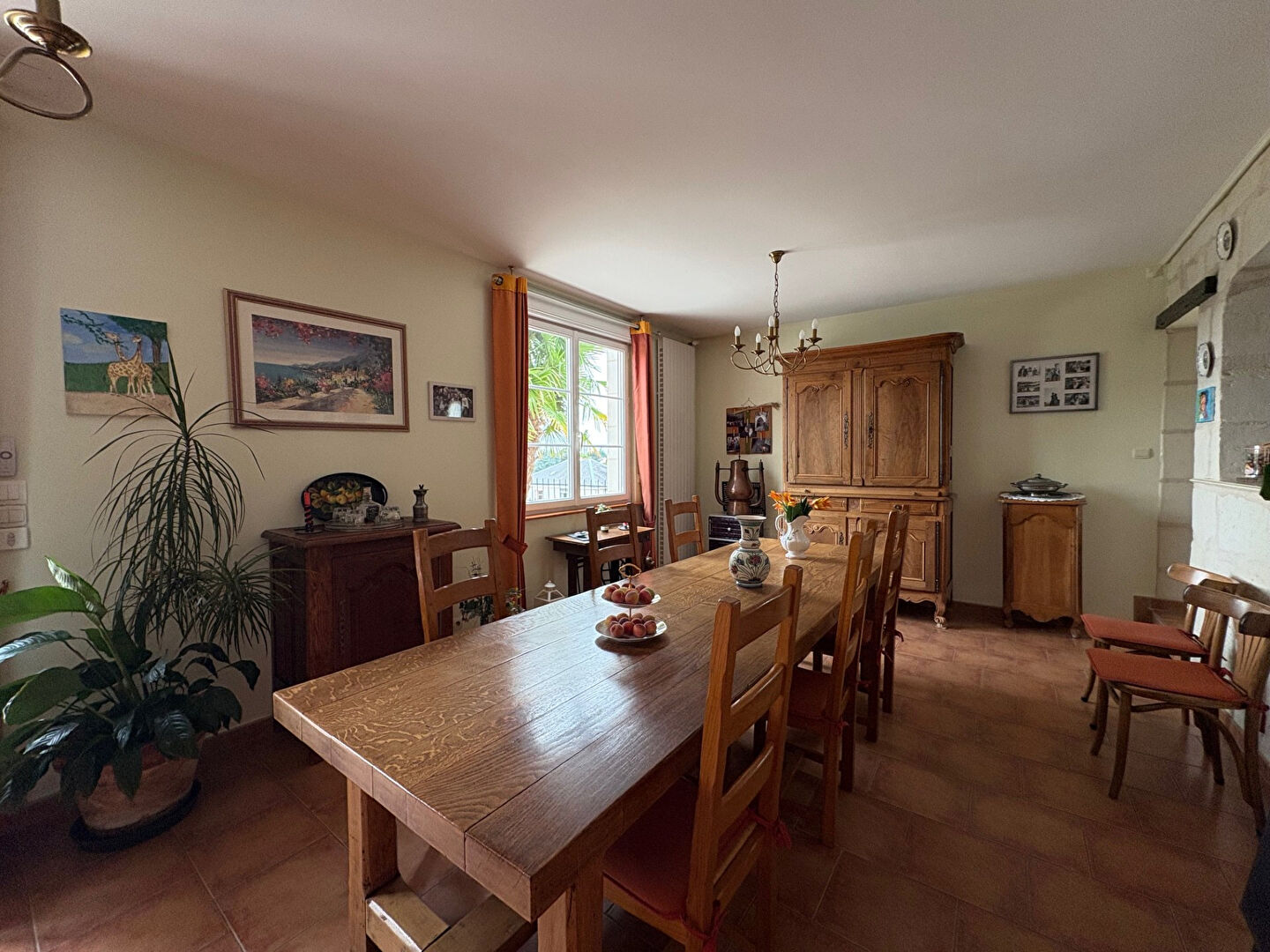 Maison ancienne rénovée, grand jardin à Saumur