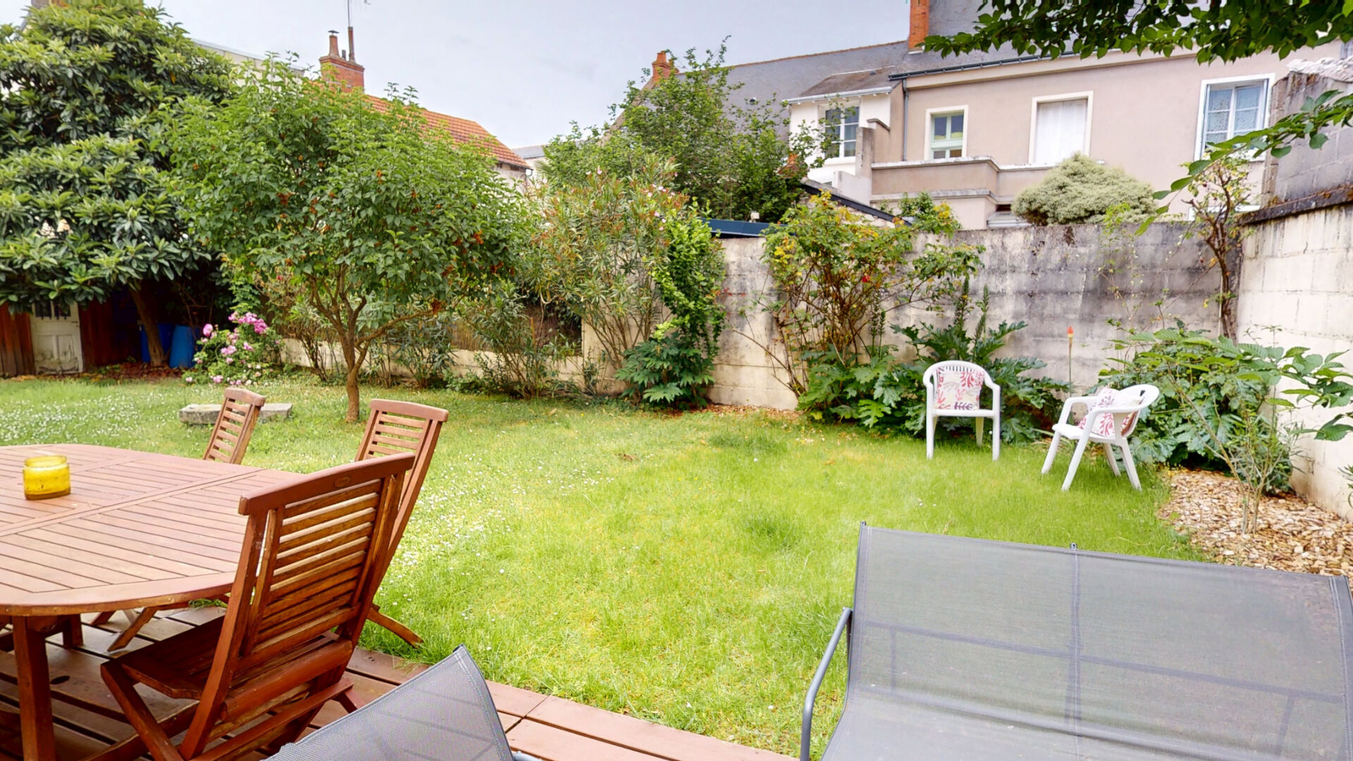 Rare ! Maison ancienne rénovée à vendre à Saumur entre les Ponts