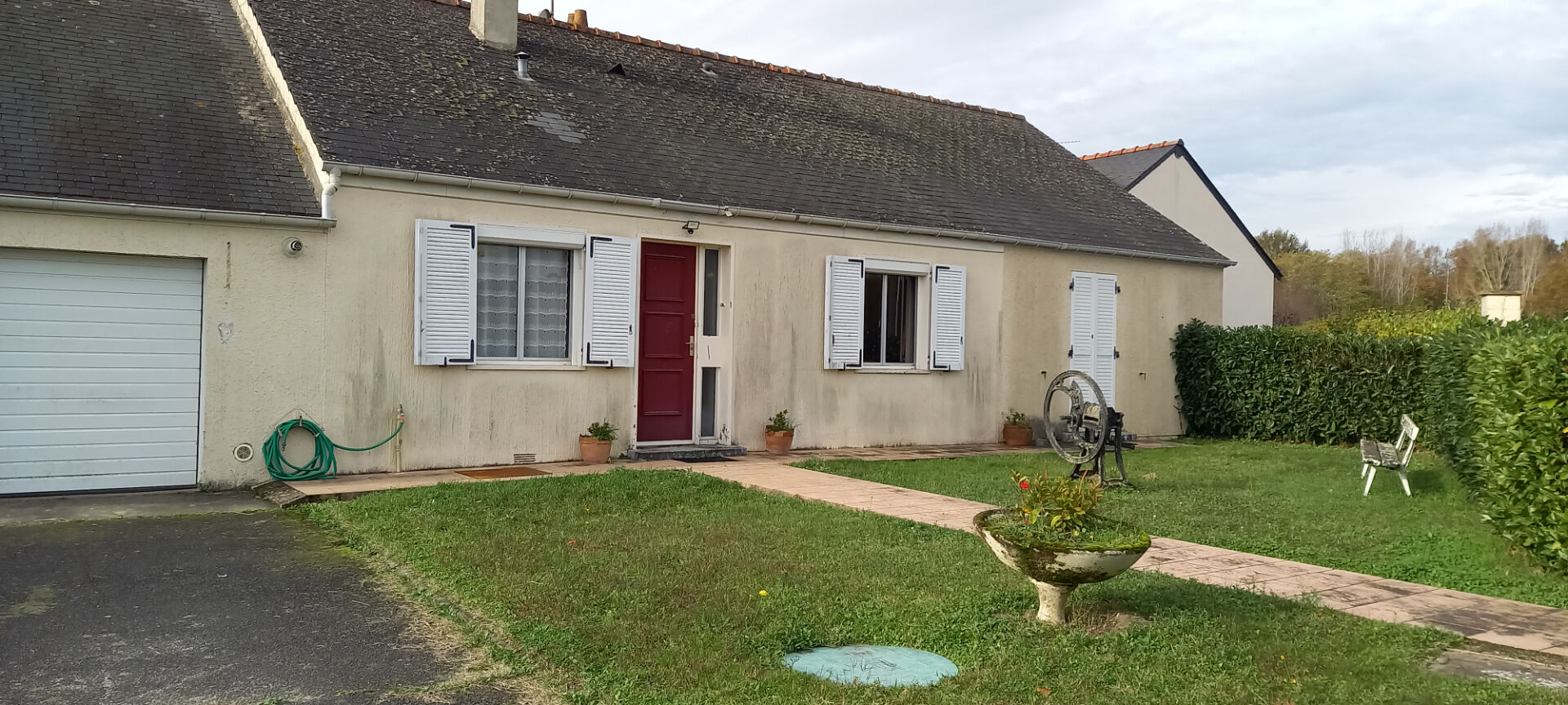 Maison de plain-pied à Brain-sur-Allonnes - 4 chambres, 103 m²