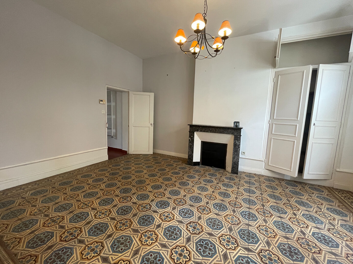 Maison de famille spacieuse à vendre à Saumur