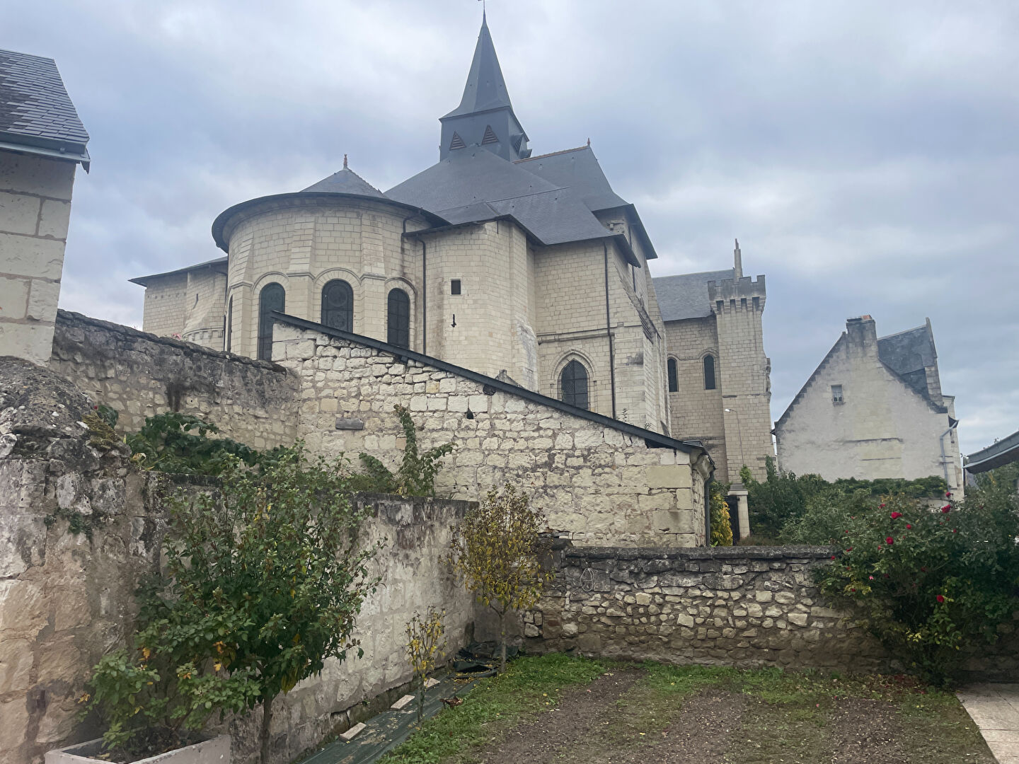 Grande maison à Candes-Saint-Martin - Référence 325