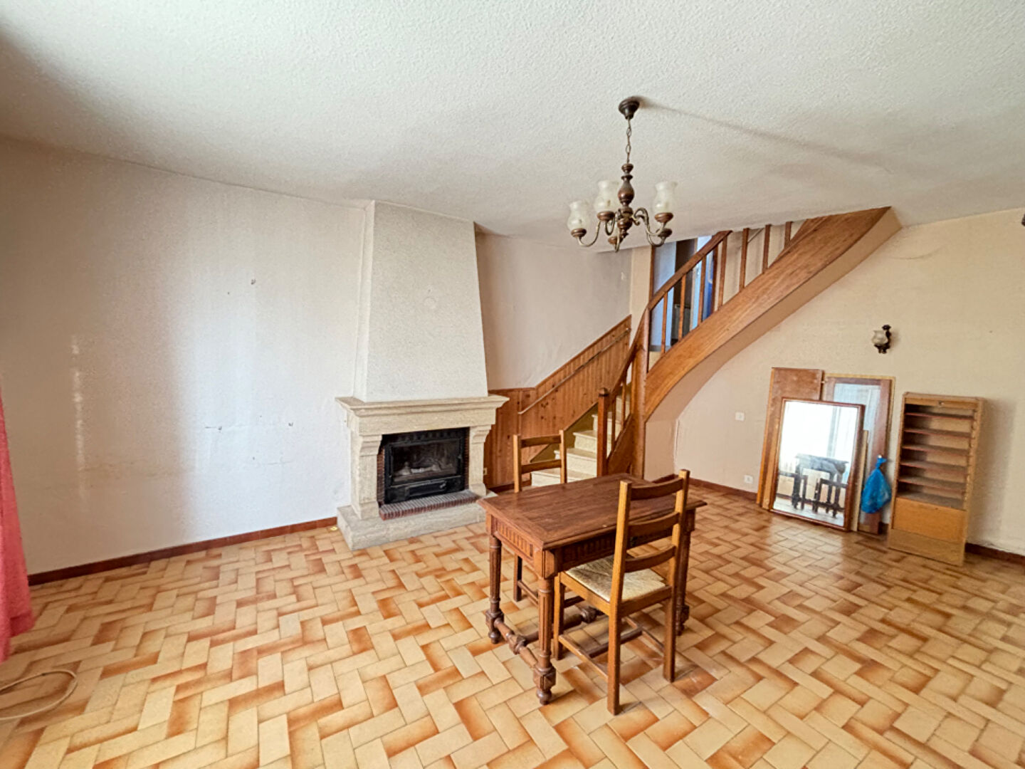 Maison ancienne à vendre à VARRAINS