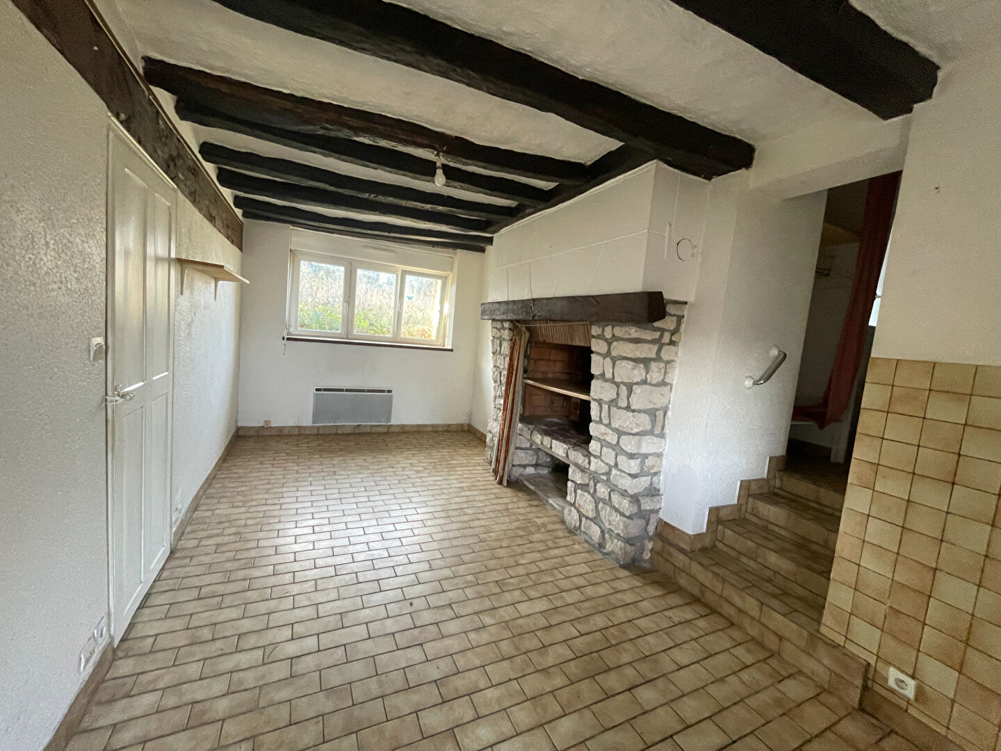 Maison et TERRAIIN CONSTRUCTIBLE  2000 M² à Saint Hilaire Saint Florent - Référence 331