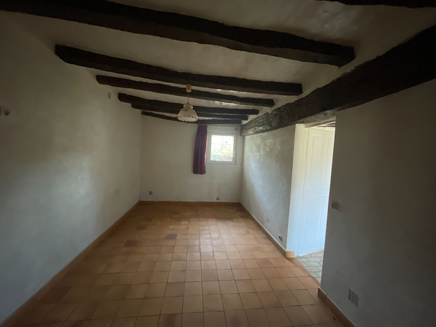 Maison et TERRAIIN CONSTRUCTIBLE  2000 M² à Saint Hilaire Saint Florent - Référence 331