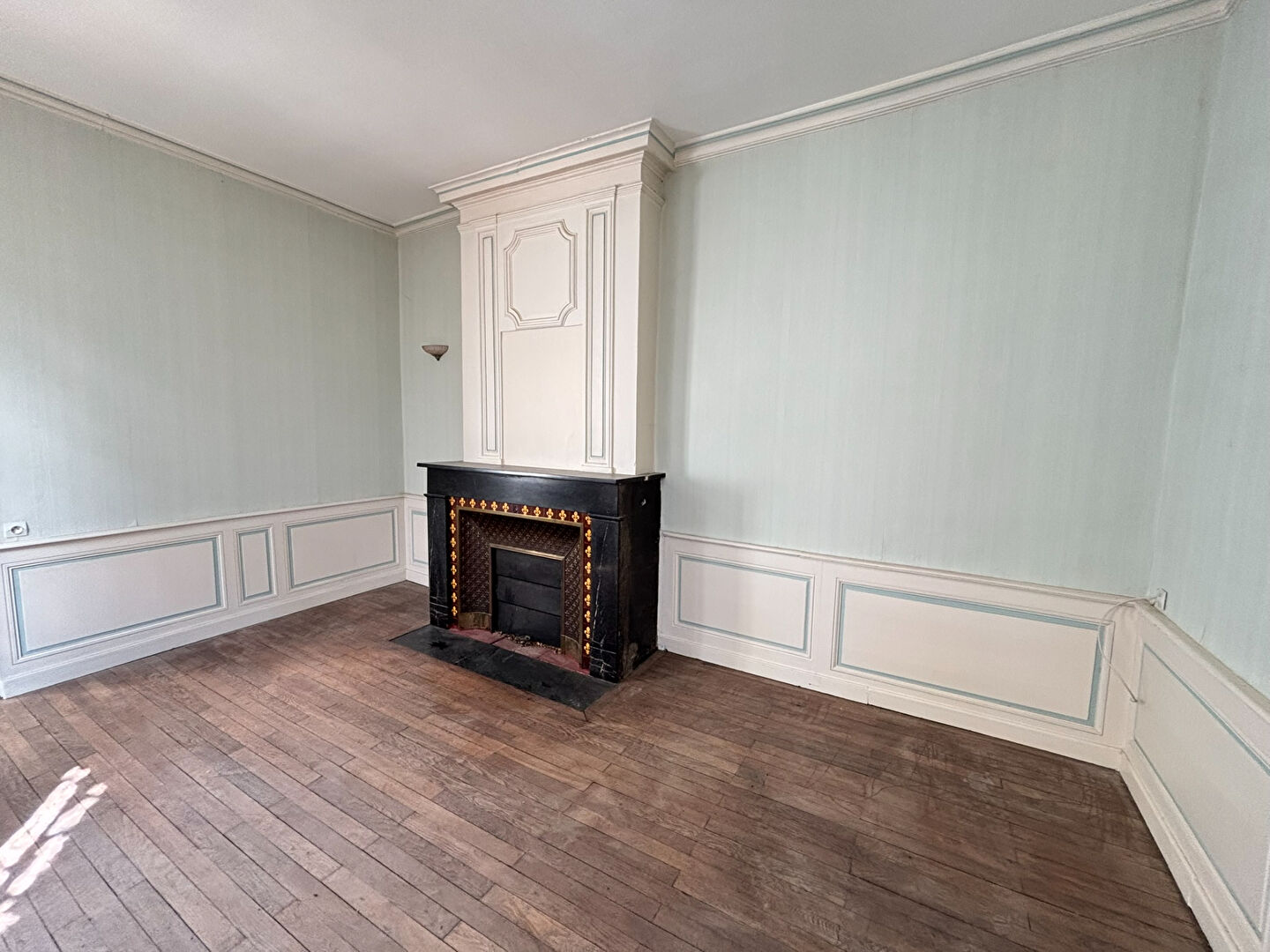 Maison de charme à fort potentiel  Centre-ville de Saumur