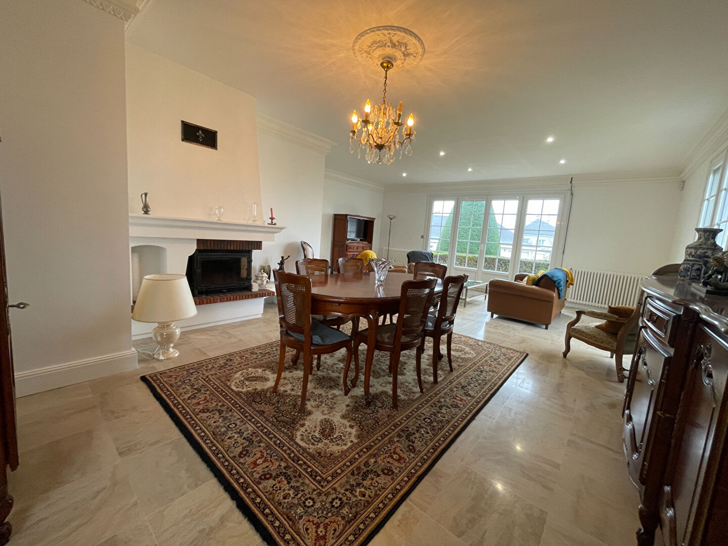 Maison familiale 7 pièces à vendre à Doué-en-Anjou