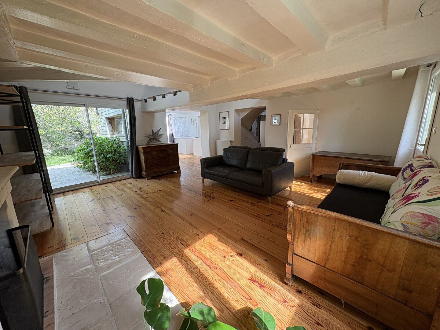 Coup de coeur assuré, charmante maison en tuffeau à Saint-Clément-des-Levées - Réf 341
