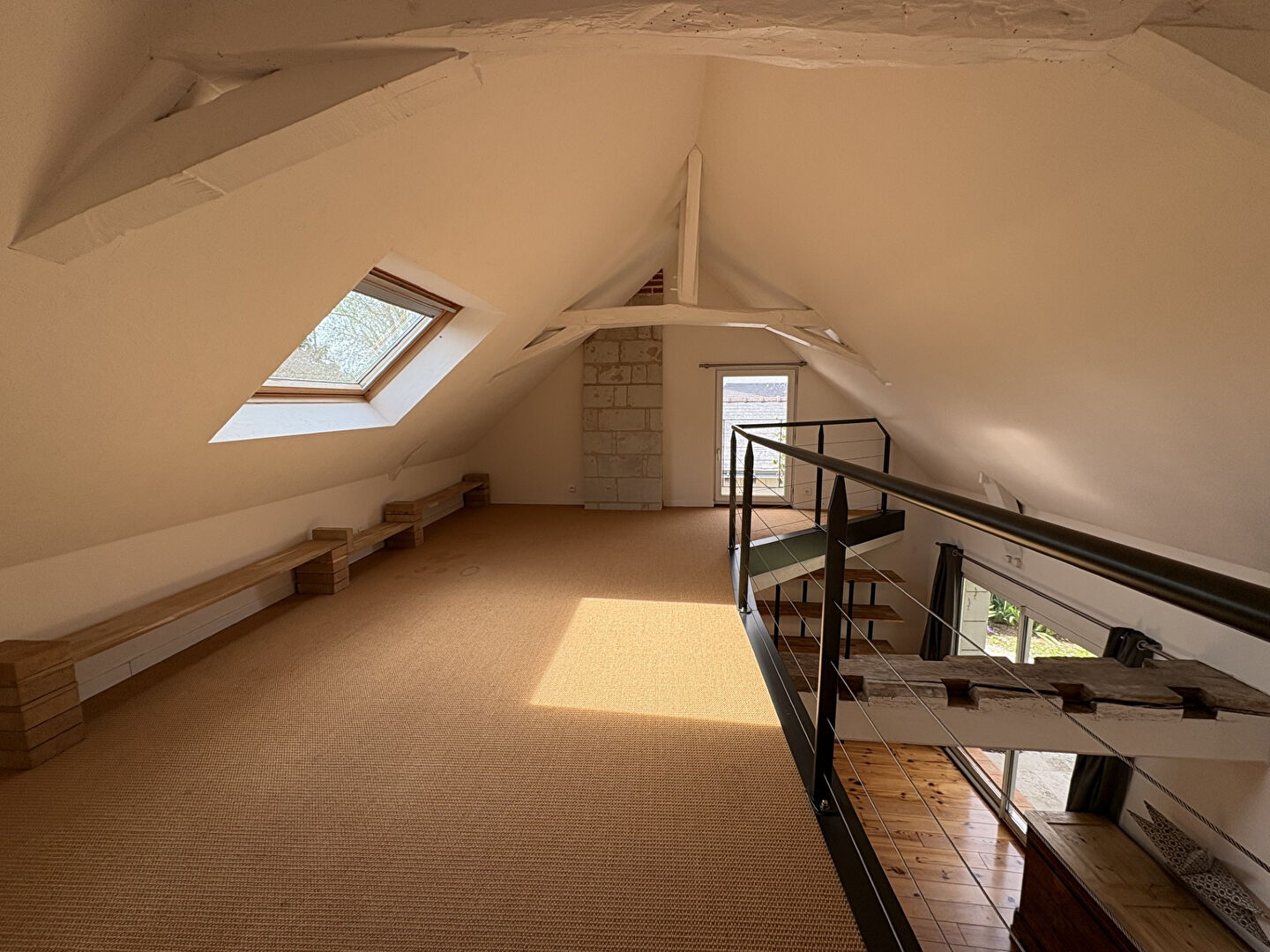Coup de coeur assuré, charmante maison en tuffeau à Saint-Clément-des-Levées - Réf 341