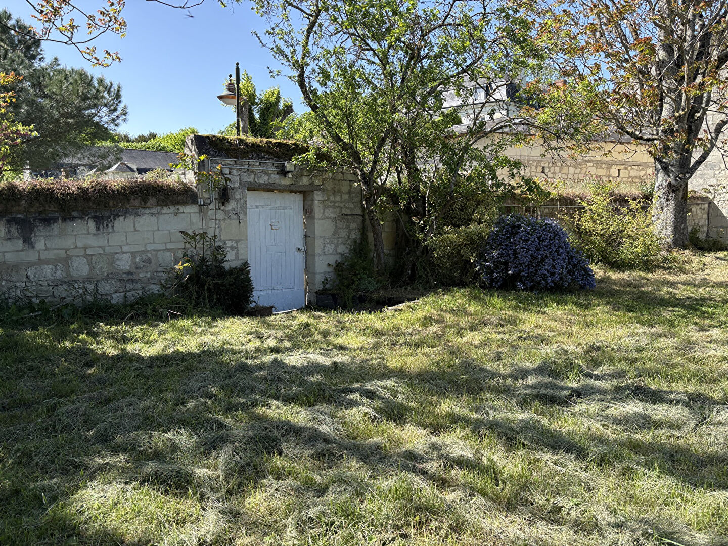 Maison de maître à rénover Saumur Sud 5 mn