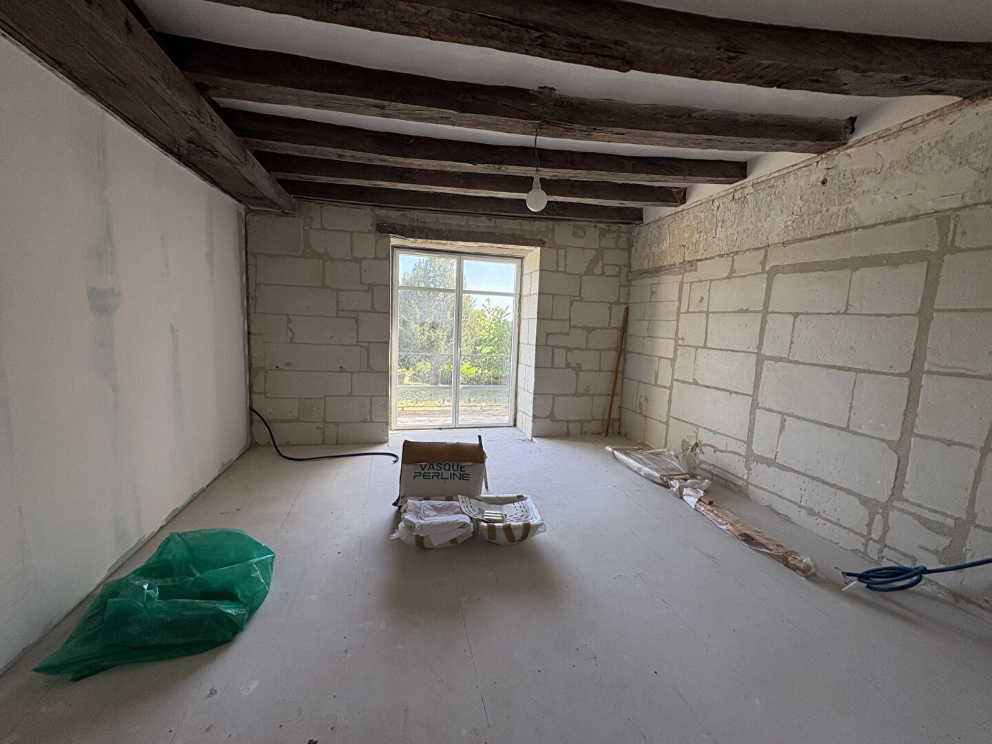 Maison de maître à rénover Saumur Sud 5 mn