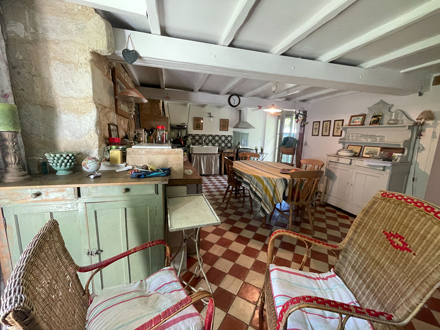 Charmante maison ancienne rénovée à vendre, calme et ensoleillée