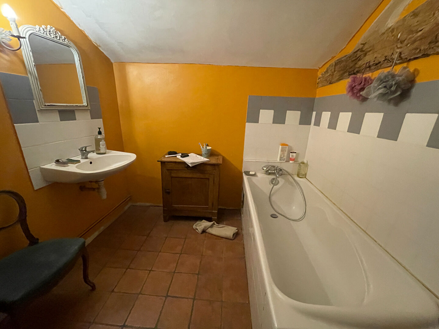 Charmante maison ancienne rénovée à vendre, calme et ensoleillée