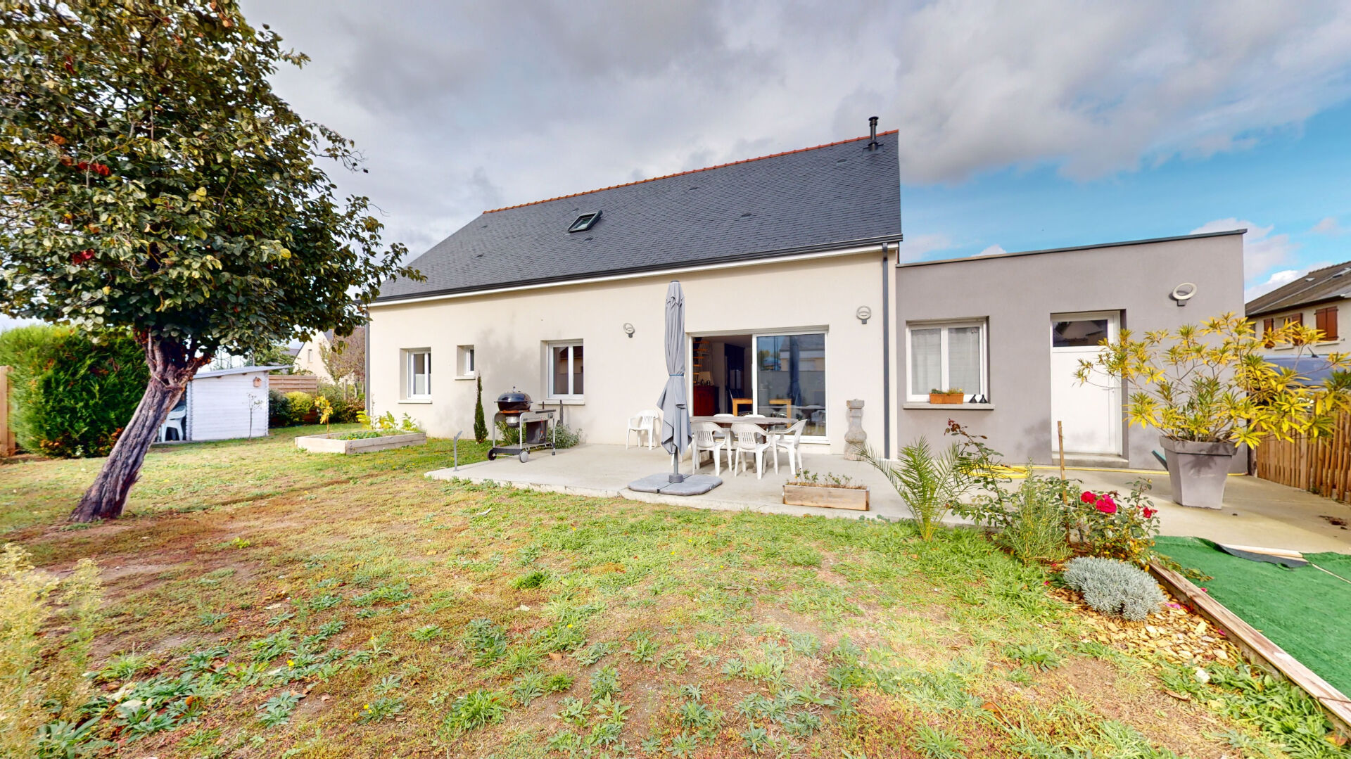 Maison familiale contemporaine 5 mn Saumur