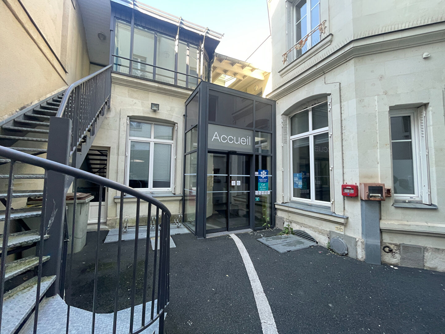 RARE Immeuble en MONOPROPRIETE Centre Ville de SAUMUR