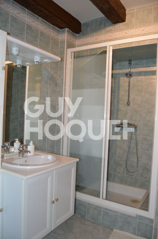 Location : maison T6 à SAUMUR centre-ville