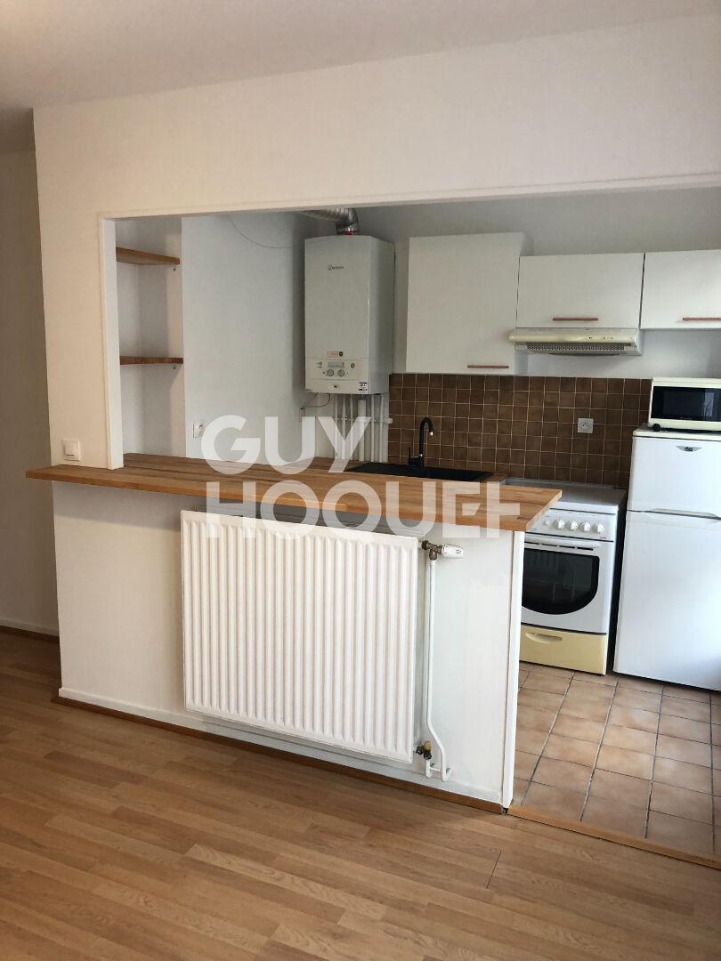 Appartement 2 pièces à louer à Savigny-sur-Orge, rez-de-chaussée, avec garage et cave