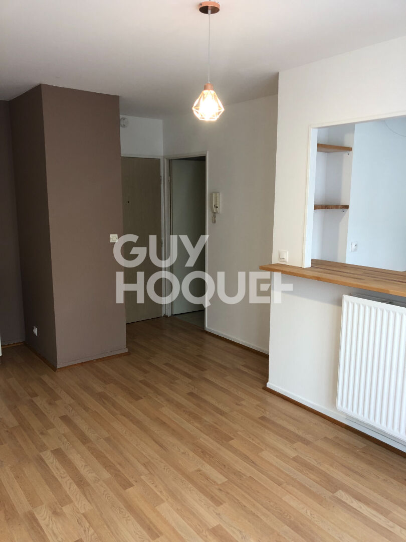 Appartement 2 pièces à louer à Savigny-sur-Orge, rez-de-chaussée, avec garage et cave