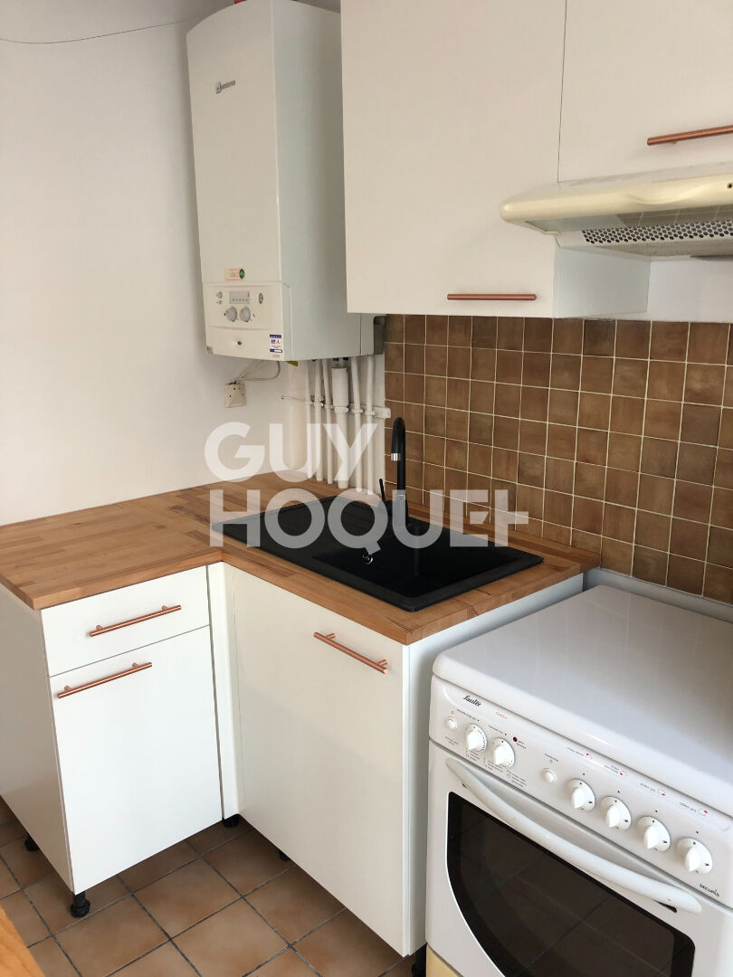 Appartement 2 pièces à louer à Savigny-sur-Orge, rez-de-chaussée, avec garage et cave