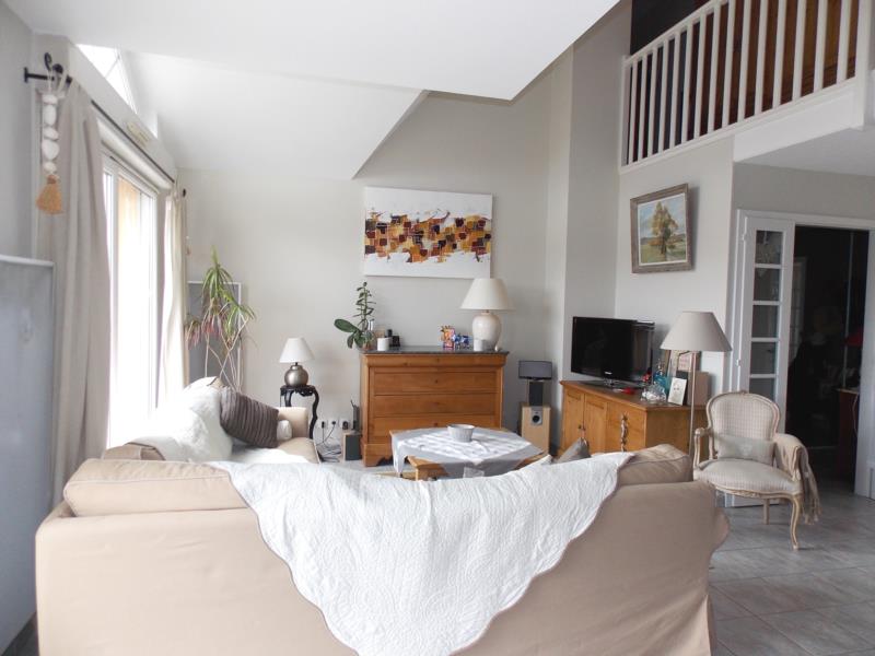 SUPERBE DUPLEX CHATENOIS CENTRE