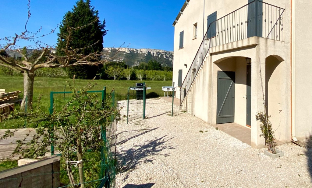 Au calme de la campagne à Orgon
