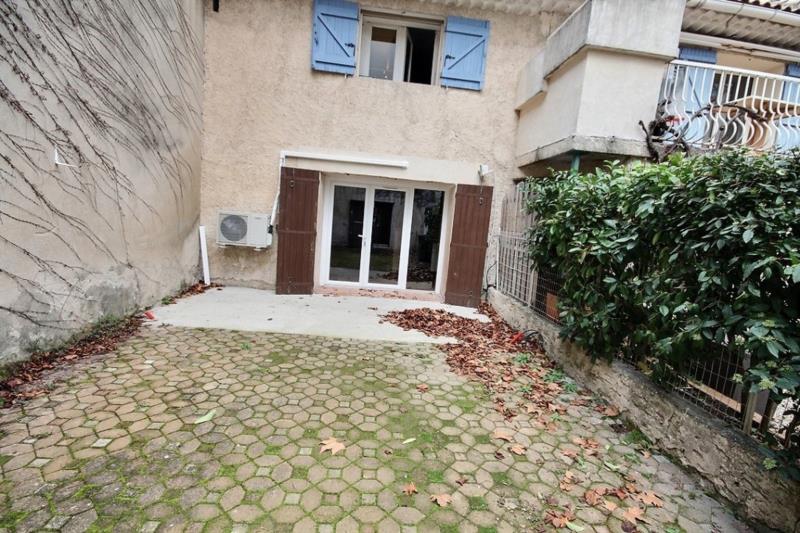 BAS DE MAISON T2 + COUR + DEPENDANCE + GARAGE A VENDRE BOUC BEL AIR