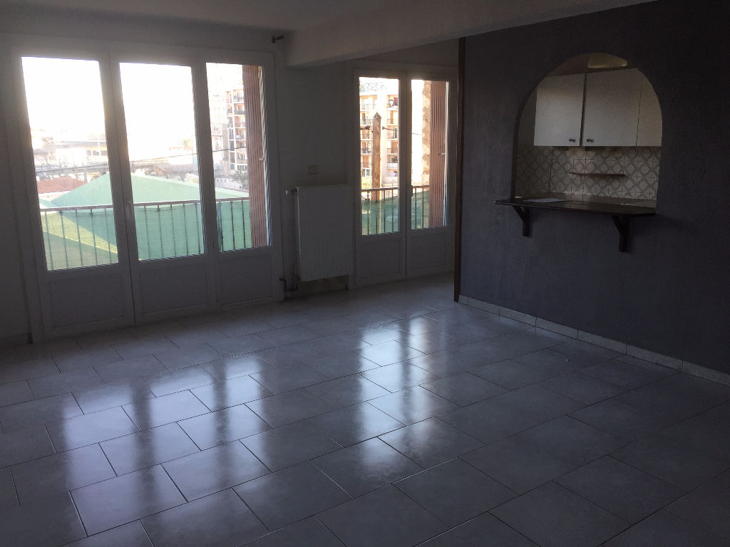 Exclusivité : Appartement Marseille 3 pièce(s) 65 m2 + garage