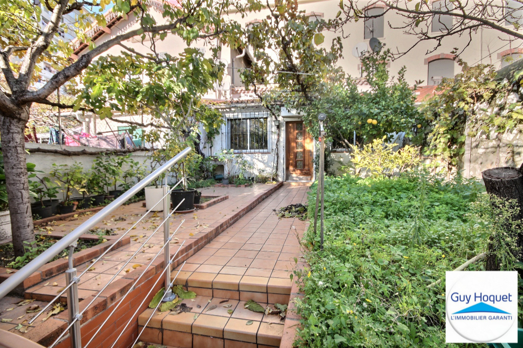 À vendre dans le 14e arrondissement de MARSEILLE (13014) au Cannet, maison de plain pied d'une surface habitable de 68,15 m².